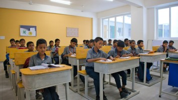 Crianças cristãs são forçadas a fingir ser muçulmanas nas escolas no Irã